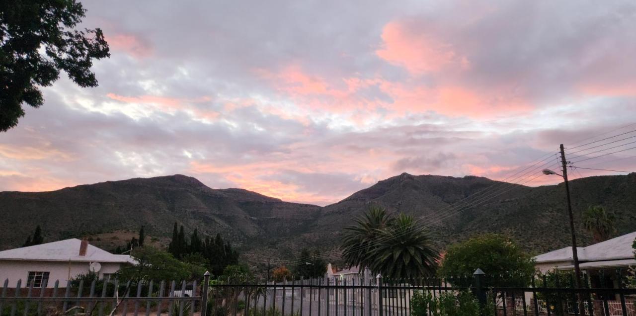 Die Dorpshuis Graaff Reinet Graaff-Reinet Exterior foto