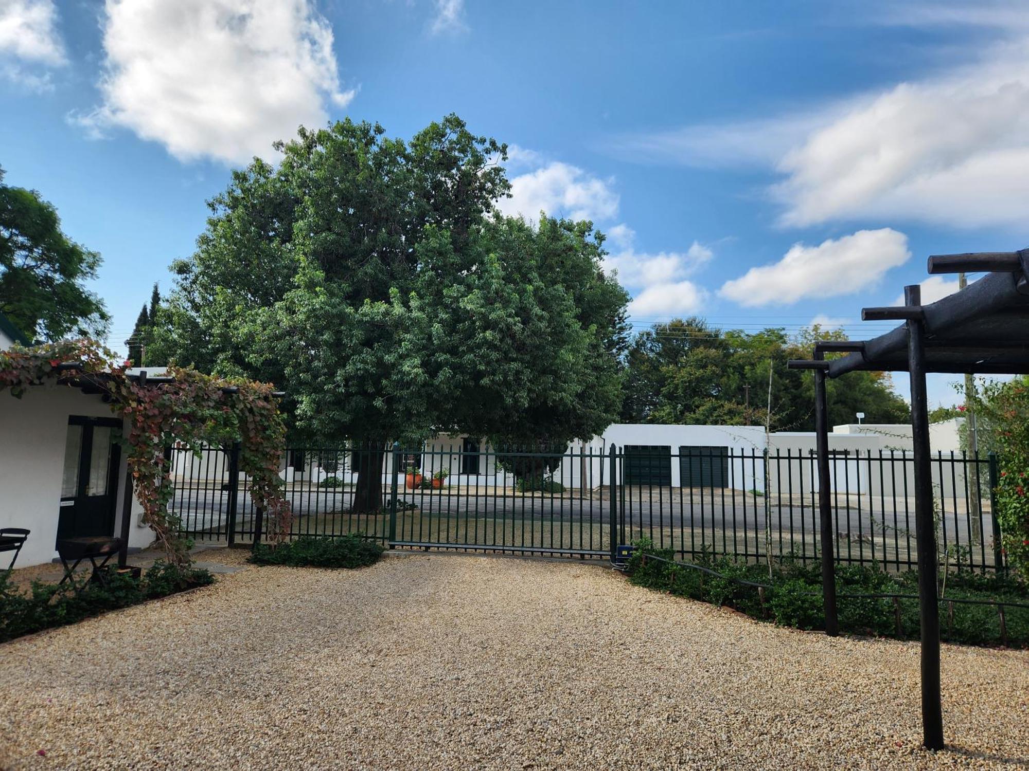 Die Dorpshuis Graaff Reinet Graaff-Reinet Exterior foto