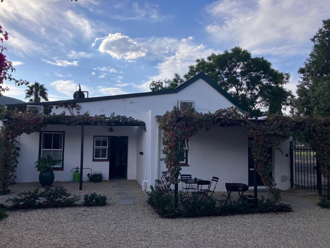 Die Dorpshuis Graaff Reinet Graaff-Reinet Exterior foto
